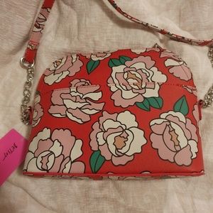 Betsey Johnson Bags - Betsy Johnson Red Floral Crossbody Bag Betsey Johnson Bags - Betsy Johnson Red Floral Crossbody Bag